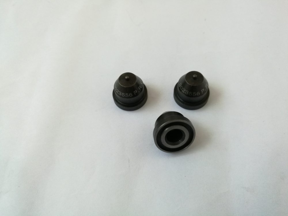 Diesel engine part 3023556 Injector cup for Cummins engine NT855
