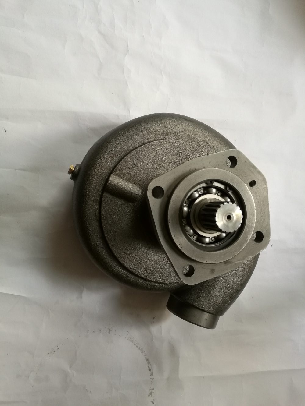 Deisel engine part 3635783,3647028 water pump for Cummins engine K38